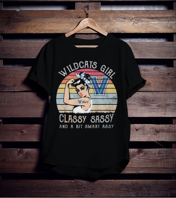 Wildcats Girl Classy Sassy And A Bit Smart Assy V Girl Vintage Style T-Shirt