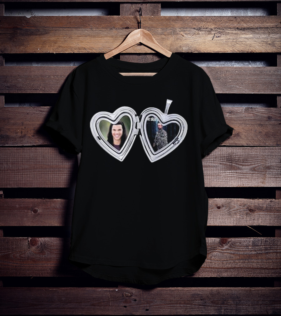 Taylor Lautner Cullen Heart Locket Twilight Charm T-Shirt