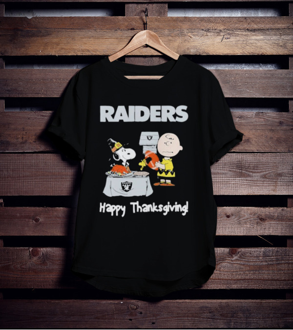 Raiders Charlie Brown Snoopy Happy Thanksgiving T-Shirt