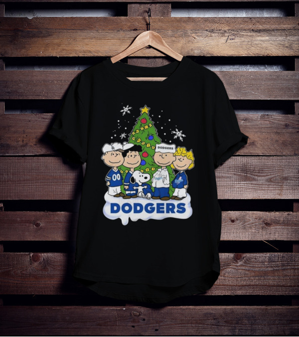 Los Angeles Dodgers Merry Christmas With Snoopy And Peanuts Characters T-Shirt