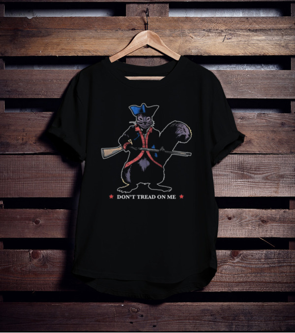 Freethepeople Don’t Tread On Me Patriot Squirrel Commander T-Shirt