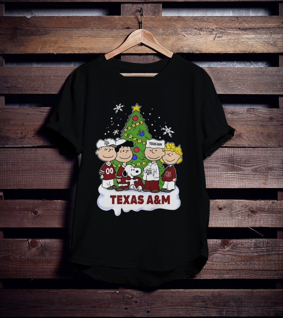 Snoopy And Friends Texas A&M Christmas T-Shirt