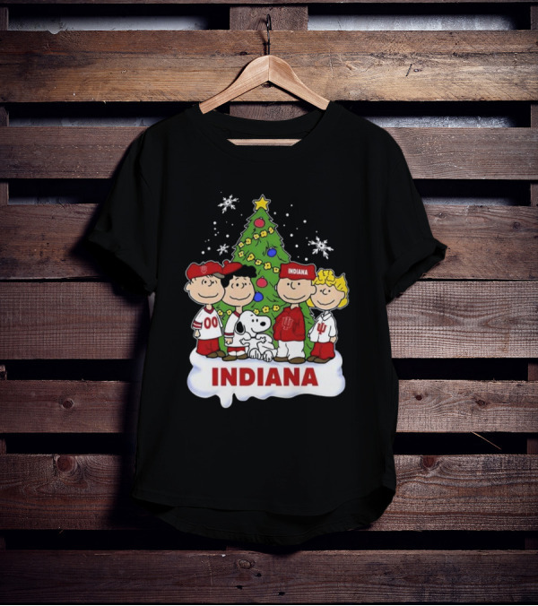 Indiana Hoosiers Snoopy And Friends Christmas Tree Snowflakes T-Shirt