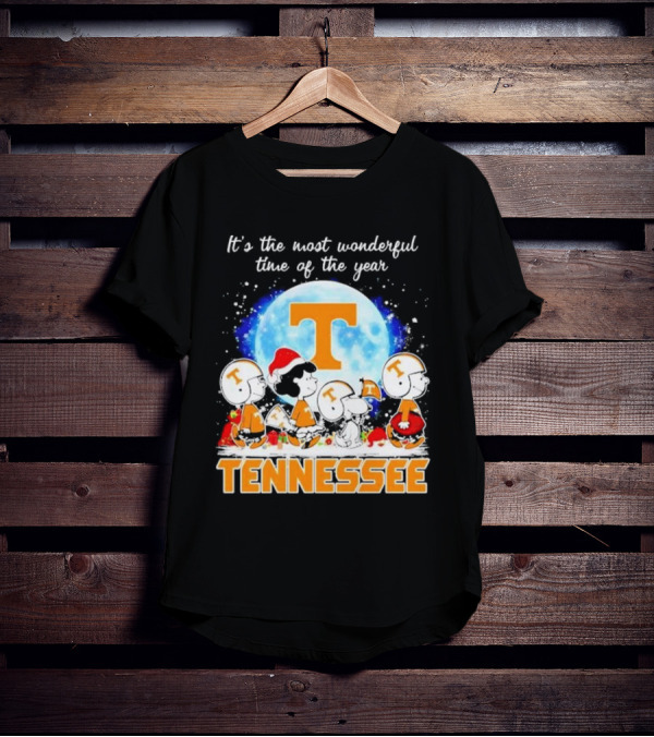 Peanuts Tennessee Volunteers It's The Most Wonderful Time Of The Year Christmas Snoopy Woodstock Lucy Moon T-Shirt