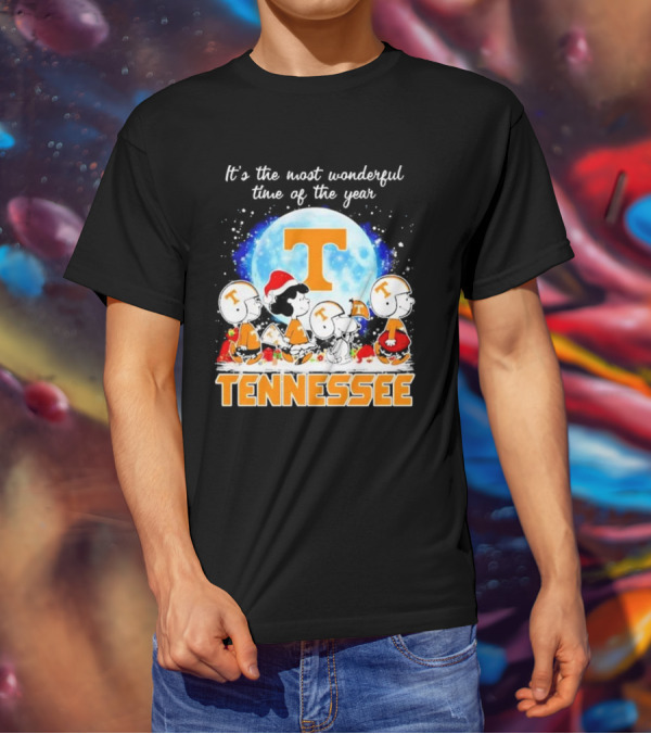 Peanuts Tennessee Volunteers It's The Most Wonderful Time Of The Year Christmas Snoopy Woodstock Lucy Moon T-Shirt