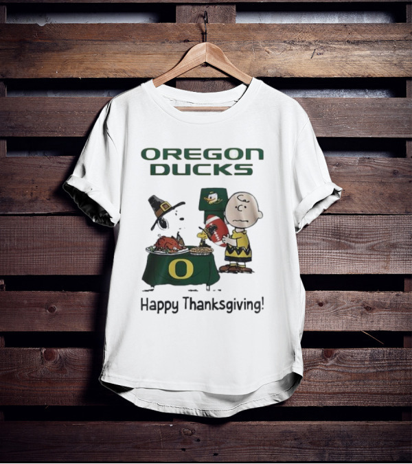 Oregon Ducks Peanuts Happy Thanksgiving Football T-Shirt