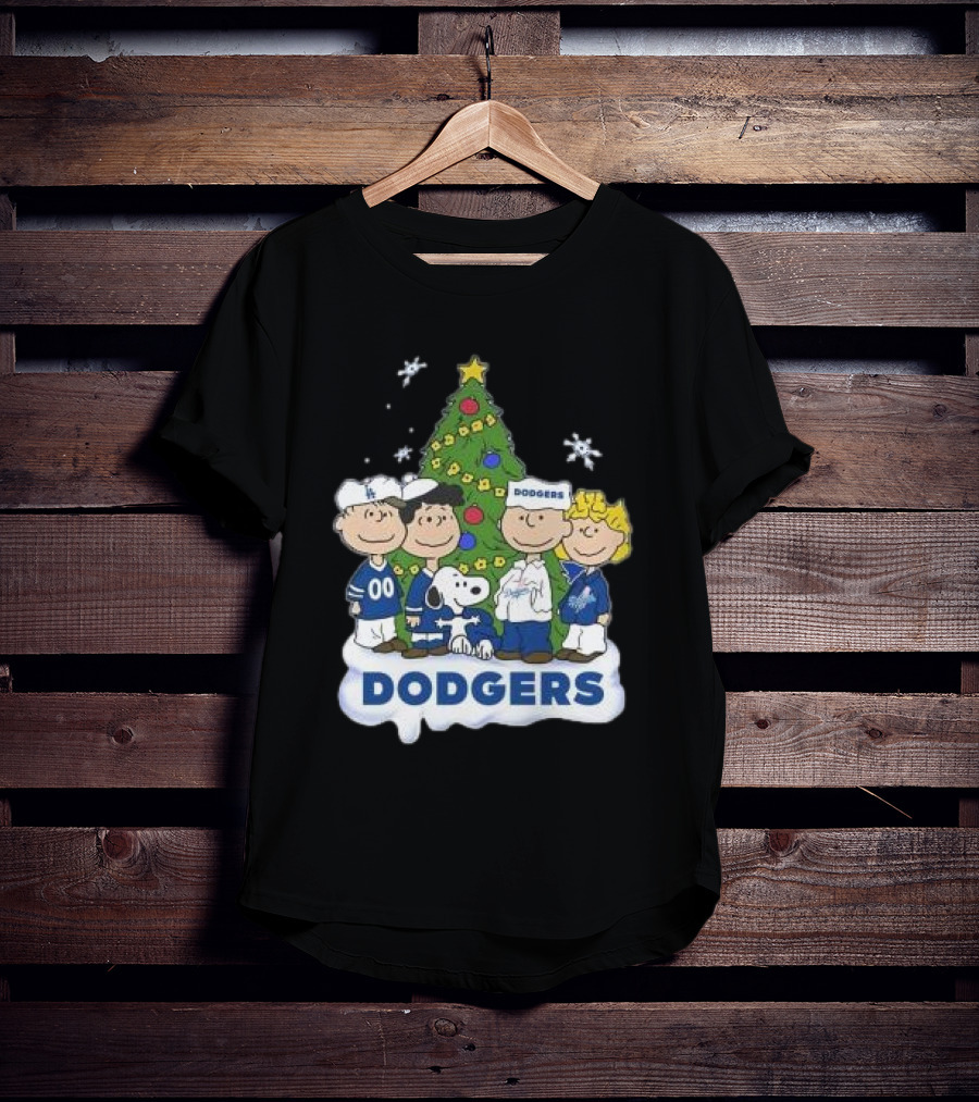 Snoopy And Friends Dodgers Christmas Tree Celebration T-Shirt