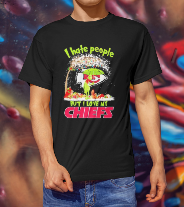 I Hate People But I Love My Chiefs Grinch And Max Kansas City Chiefs Christmas T-Shirt