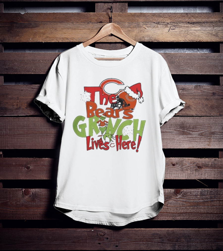 The Bears Grinch Chicago Lives Here Christmas T-Shirt