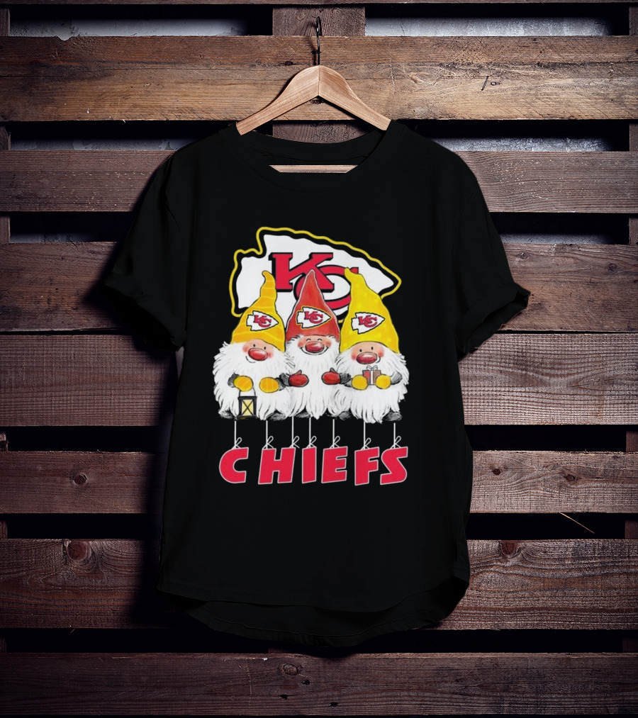 Kansas City Chiefs Gnomes Christmas Chiefs T-Shirt