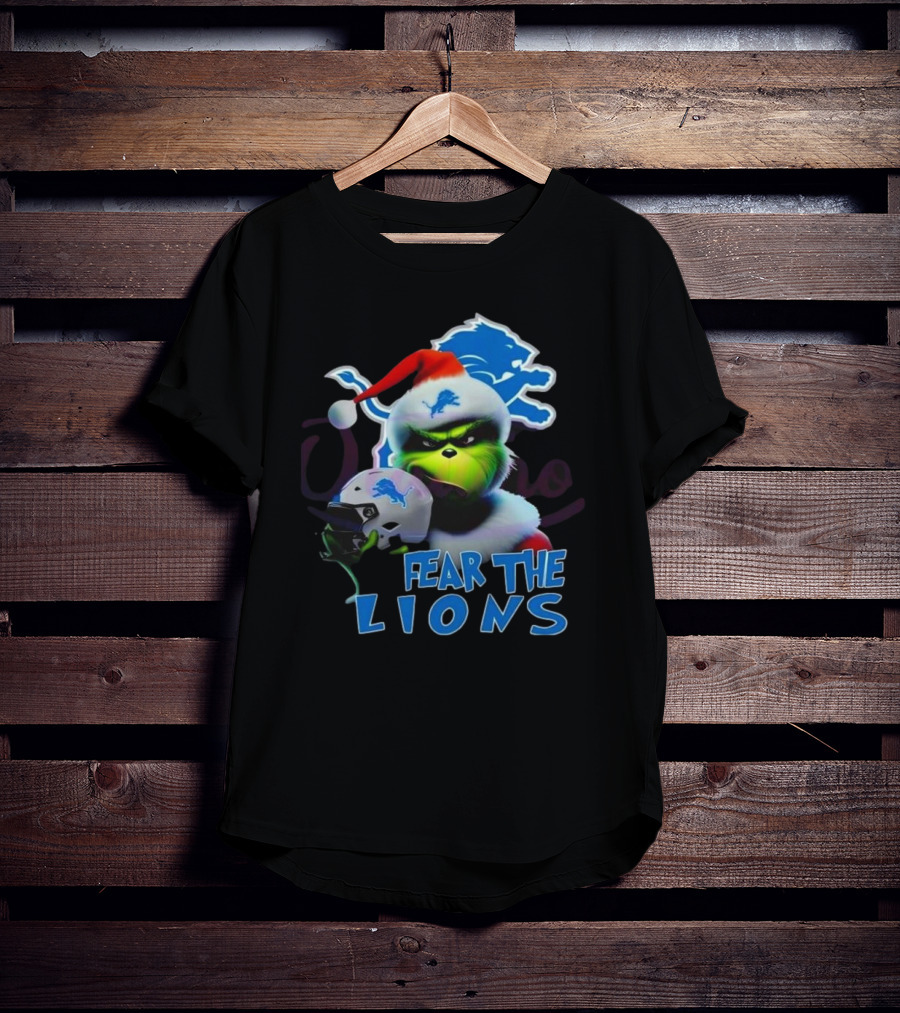Santa Grinch Fear The Lions Detroit Lions T-Shirt