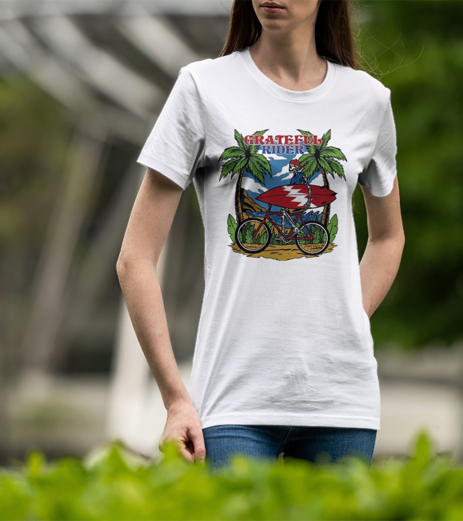 Grateful Rider Skeleton Beach Cruiser With Surfboard And Palm Trees T-Shirt