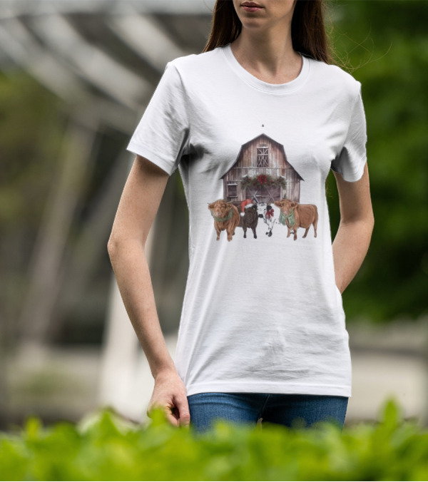 Katie Van Slyke Christmas Cows Barn Holiday Scene By Katie Van Slyke T-Shirt