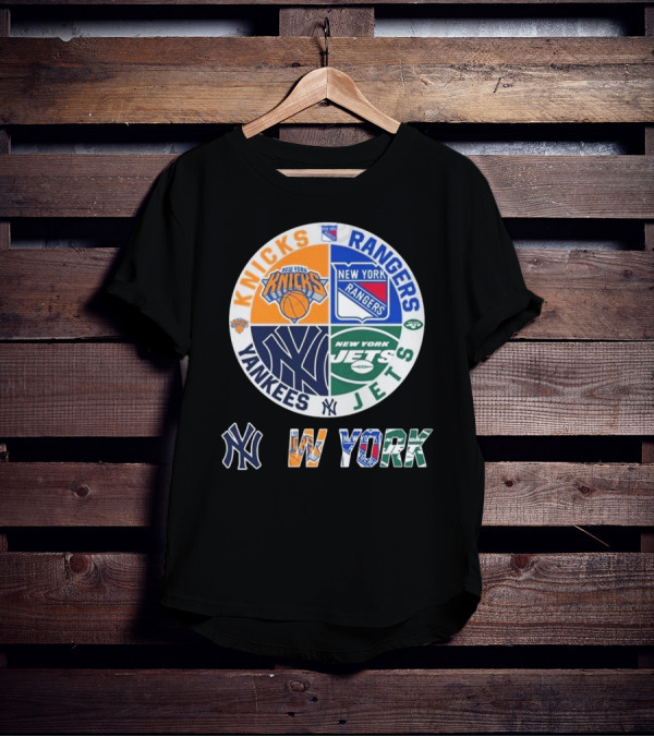 Knicks Rangers Yankees Jets New York Sports Circle T-Shirt