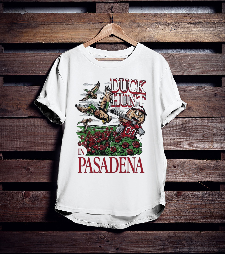 Duck Hunt In Pasadena Football Roses Retro Style T-Shirt