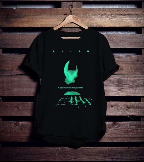 Alien Classic Glow In The Dark In Space No One Can Hear You Scream T-Shirt
