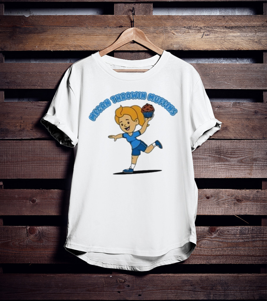 Dave Portnoy Megan Throwin Muffins Blue Outfit Muffin Toss T-Shirt