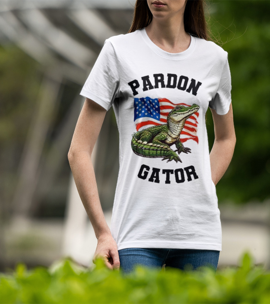 Pardon Gator American Flag Constitutional Gator T-Shirt