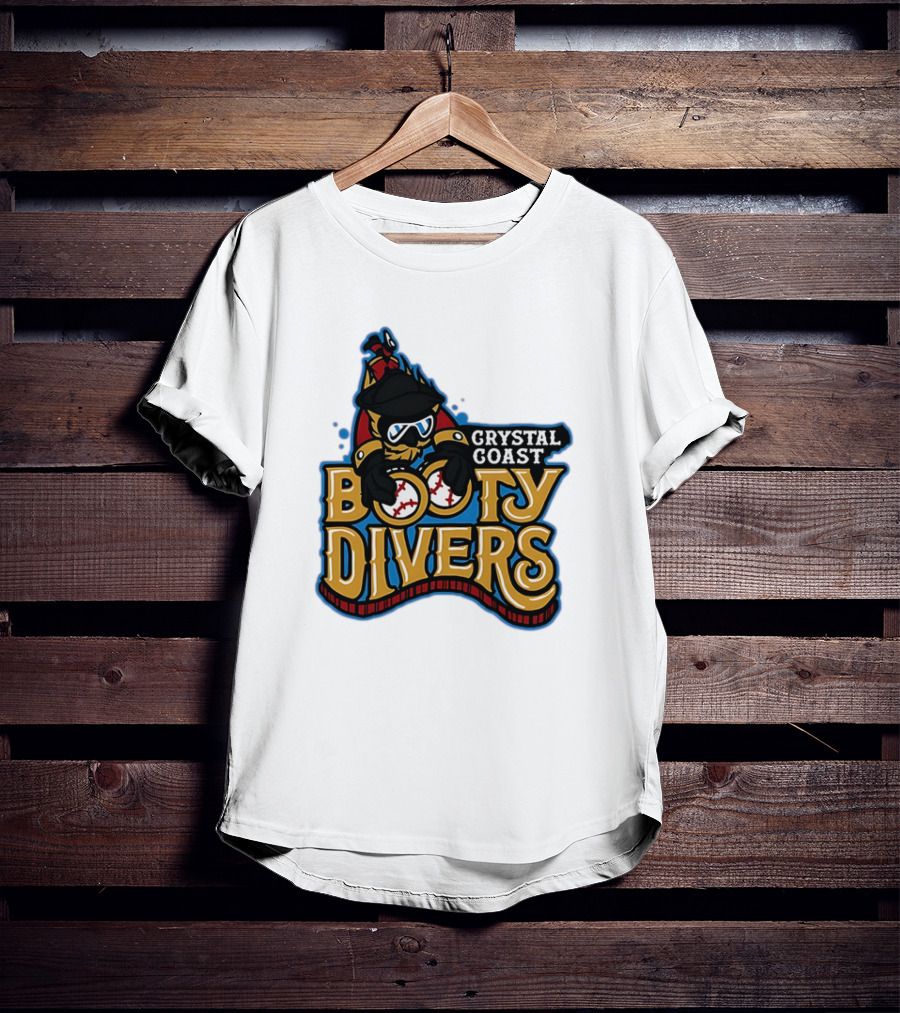 Crystal Coast Booty Divers Pirate Spyglass Emblem T-Shirt