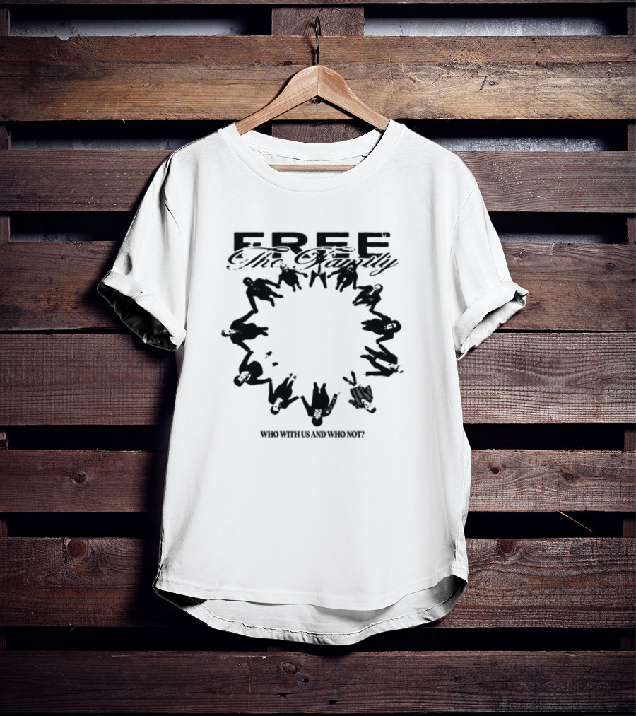 Lildurk Free The Family Who With Us And Why Not Victory Hand Symbol Circle T-Shirt