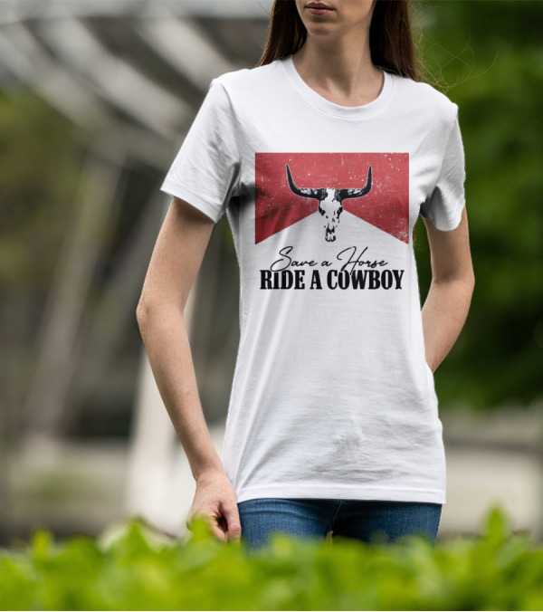 Cowboy Bull Skull Save A Horse Ride A Cowboy Retro Western T-Shirt