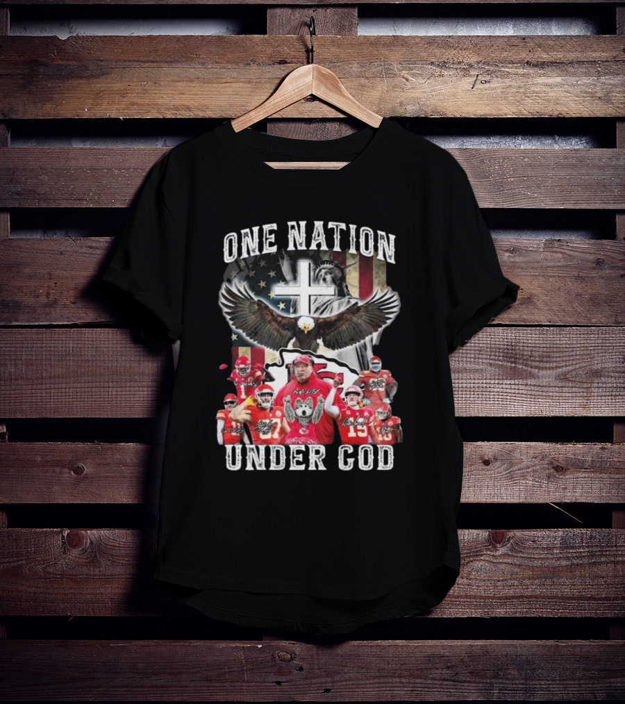 Kansas City Chiefs One Nation Under God 2025 Signatures Statue Of Liberty And Eagle T-Shirt
