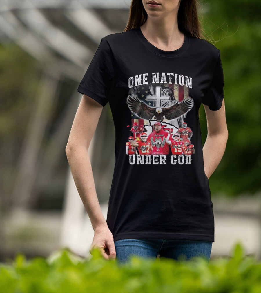Kansas City Chiefs One Nation Under God 2025 Signatures Statue Of Liberty And Eagle T-Shirt