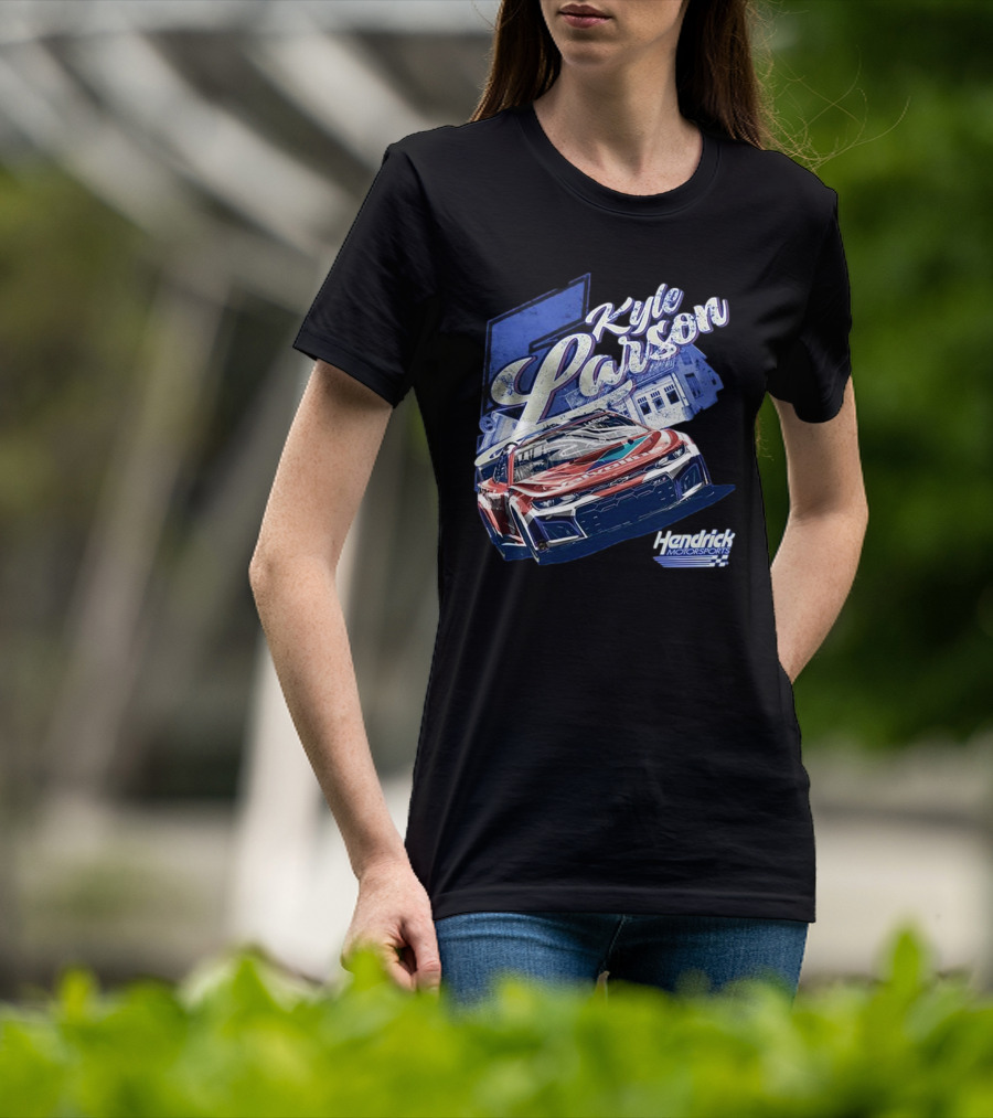 Kyle Larson Hendrick Motorsports Valvoline Racing Car T-Shirt