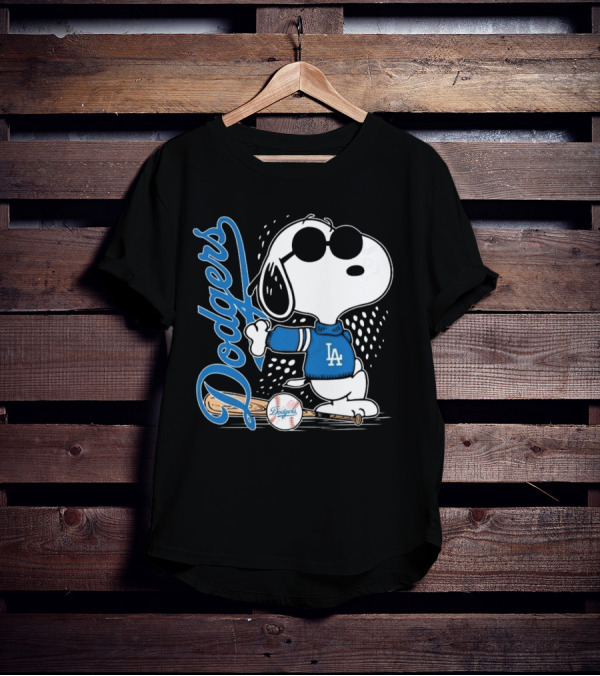 Los Angeles Dodgers Snoopy MLB 2025 Peanuts Baseball Collaboration T-Shirt