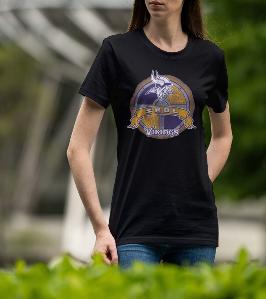 Minnesota Vikings Skol Shield Logo Vintage Emblem T-Shirt