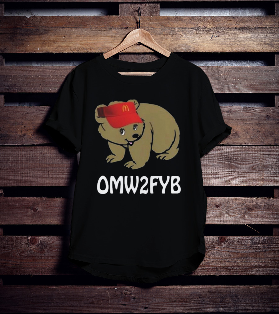 OMW2FYB Bear With Red Cap T-Shirt