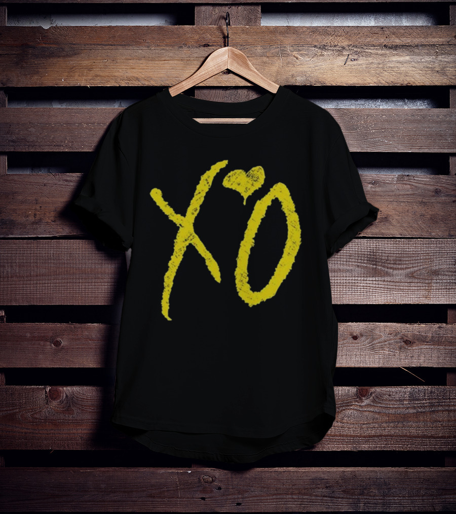 Nav Omw2 Rexdale XO Yellow Script T-Shirt