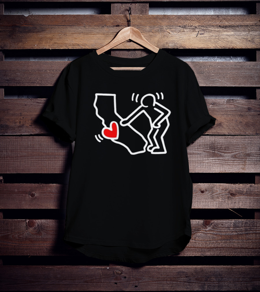 Patti Lapel Sending Love La California Heart Icon T-Shirt