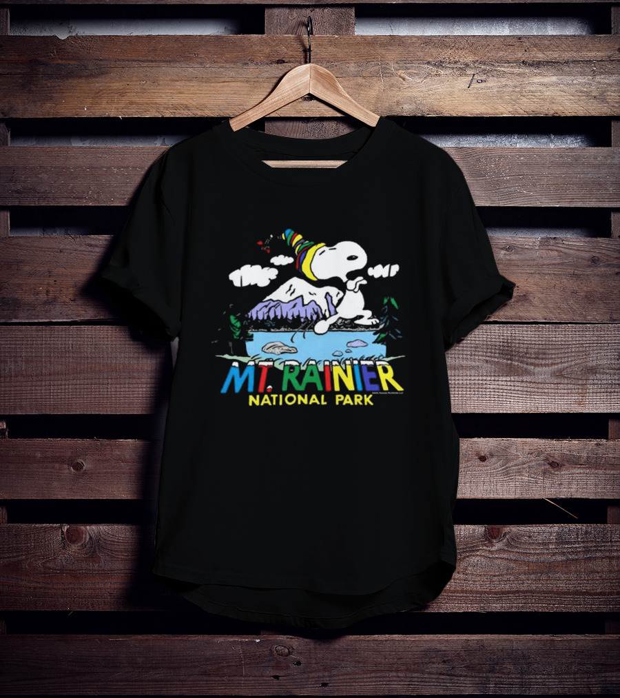 Peanuts Snoopy Mt. Rainier National Park Colorful Adventure T-Shirt