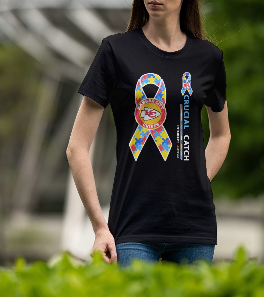 Kansas City Chiefs NFL Puzzle Ribbon Autism Awareness Crucial Catch T-Shirt