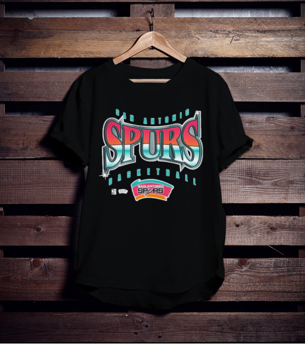 San Antonio Spurs Basketball Retro Logo Vintage Style T-Shirt