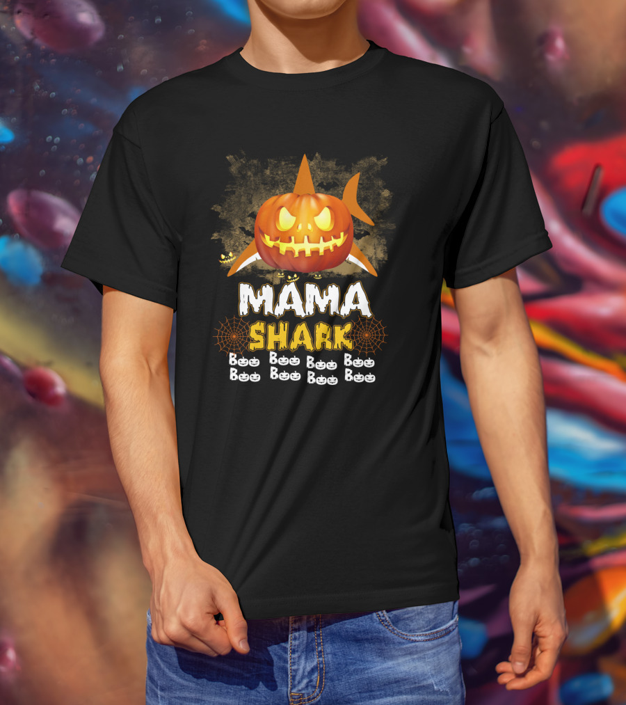 Mama Shark Pumpkin Boo Spooky Halloween Jack-O'-Lantern T-Shirt