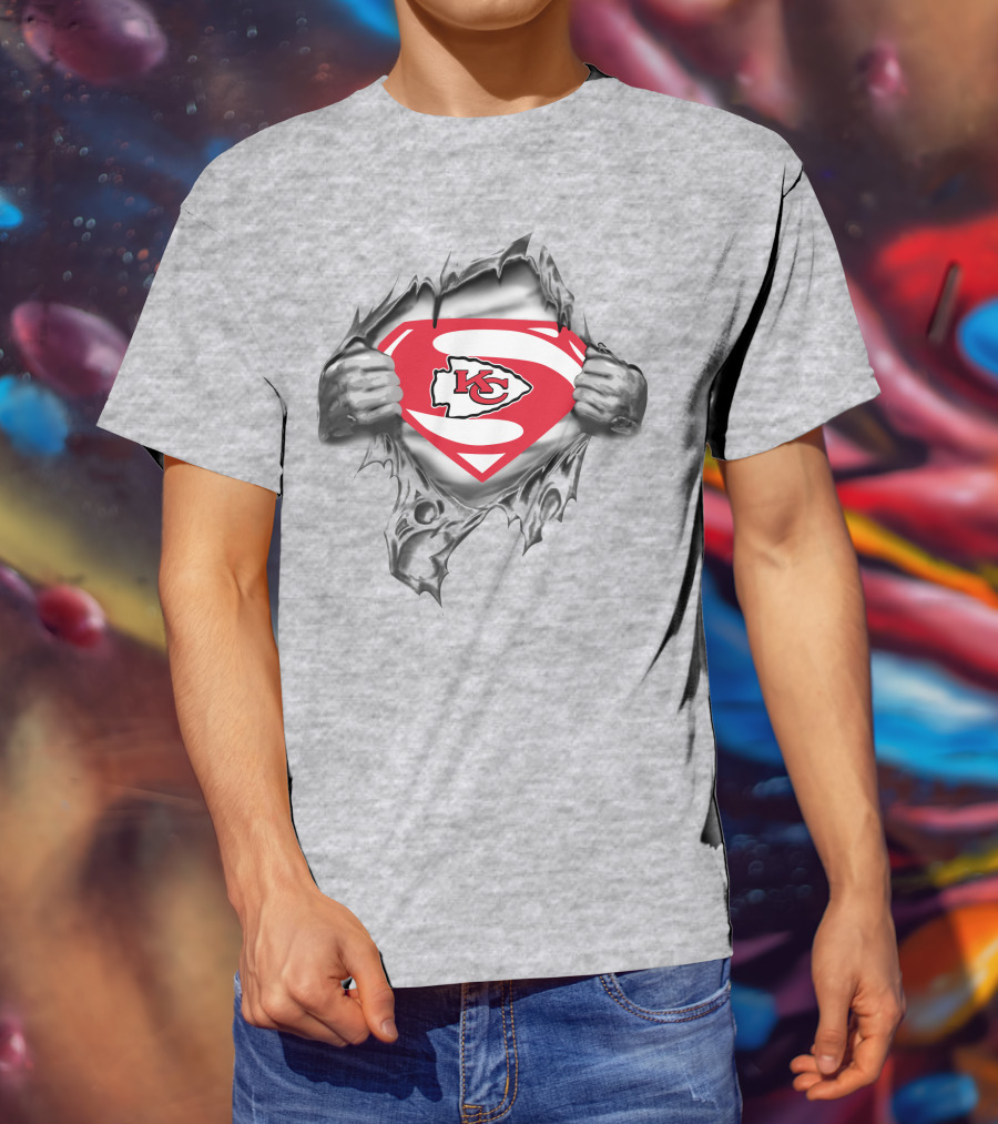 Kansas City Chiefs Super Logo Breakthrough T-Shirt
