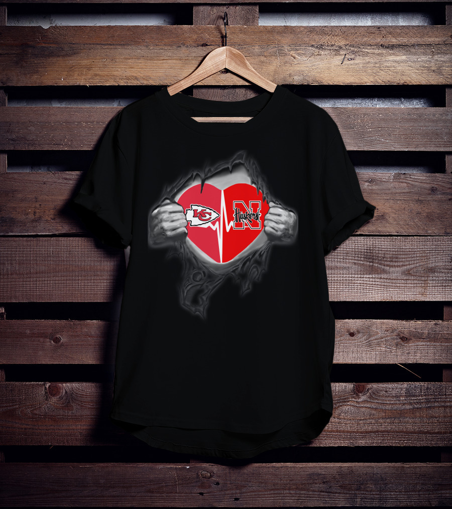 Kansas City Chiefs Nebraska Huskers Heart Logo Fusion Fan T-Shirt