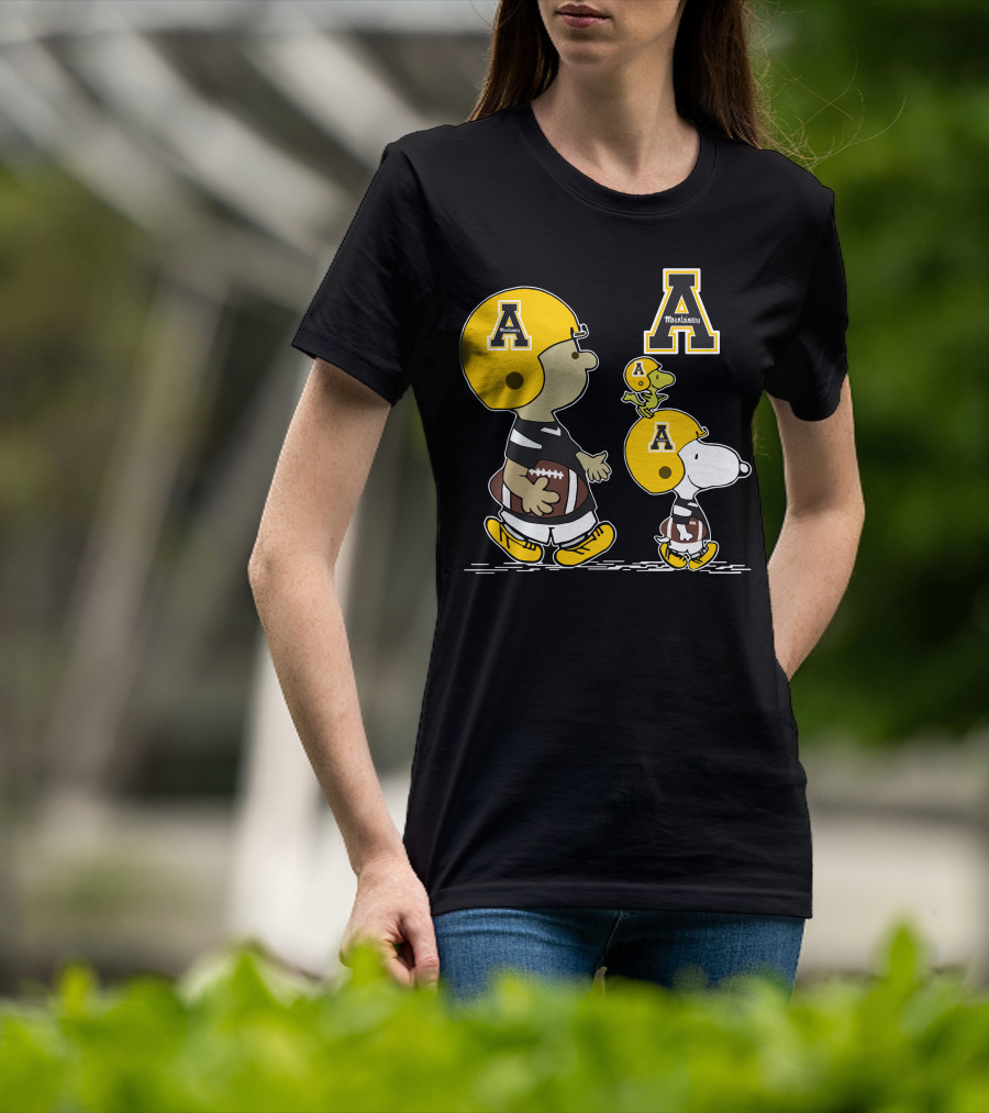 Appalachian State Mountaineers Snoopy And Woodstock Football Helmet T-Shirt