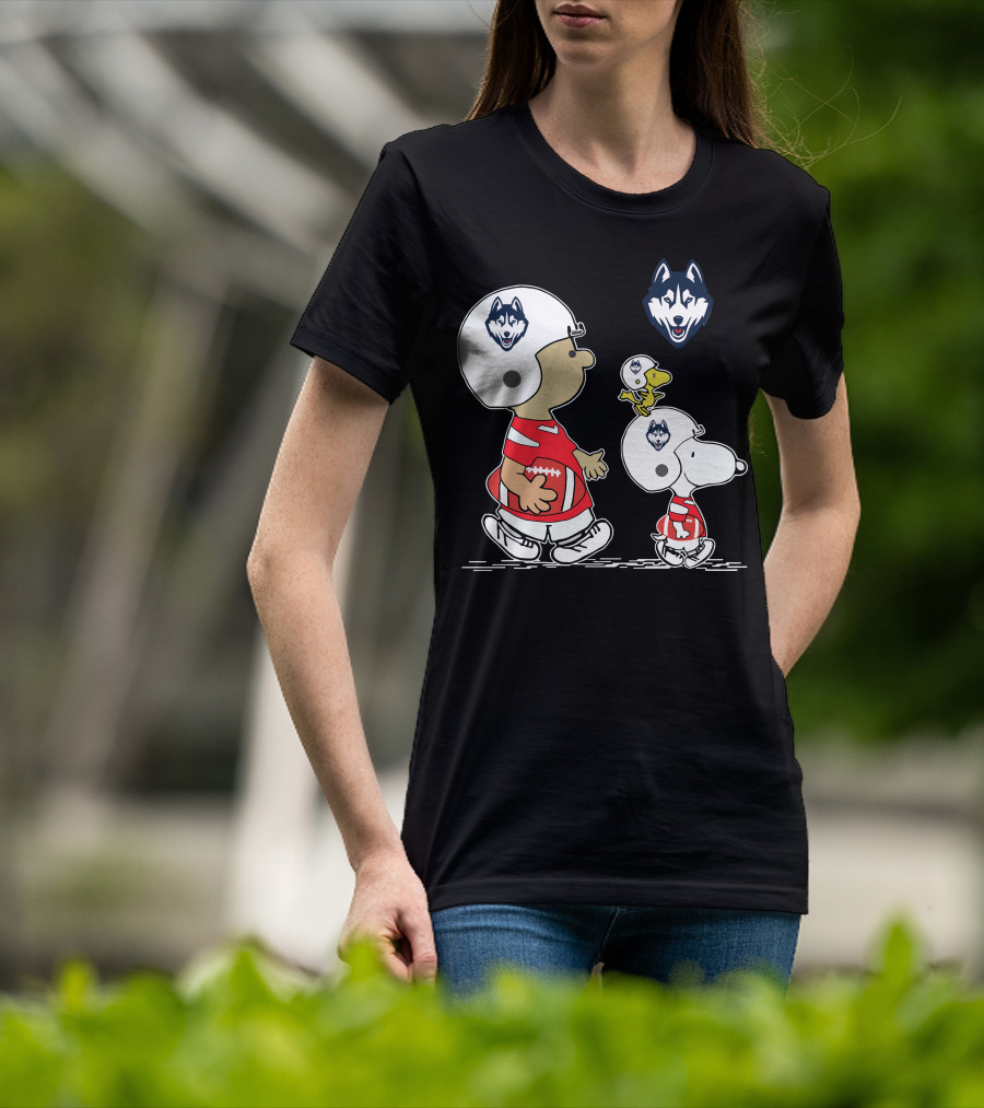 Connecticut Huskies Snoopy Football Team Pals T-Shirt