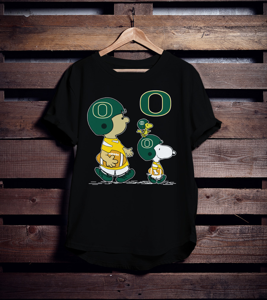 Oregon Ducks Snoopy Woodstock University Football Peanuts Charlie Brown T-Shirt