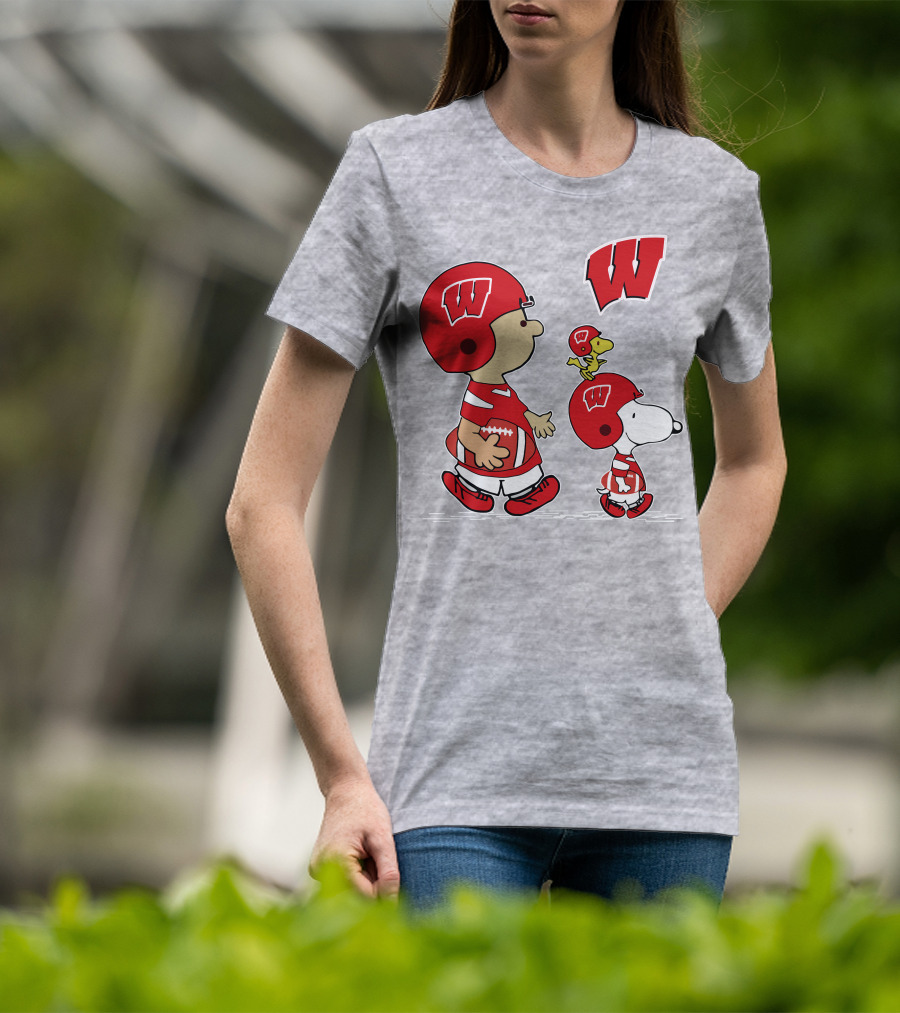 Wisconsin Badgers Snoopy Football Helmet Peanuts Characters Walking Together T-Shirt