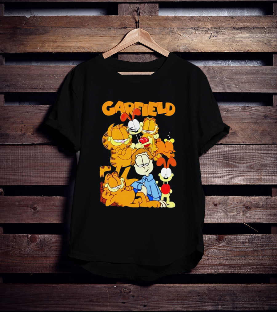Garfield And Friends Cartoon Characters Reunion T-Shirt