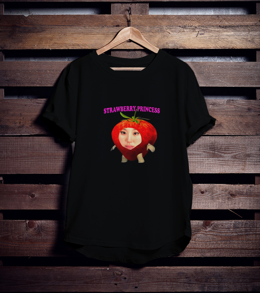 Strawberry Princess Chae Fresita Face Inside Berry T-Shirt
