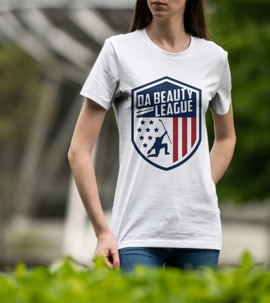Happy Independence Day Da Beauty League Hockey Patriotic Shield T-Shirt
