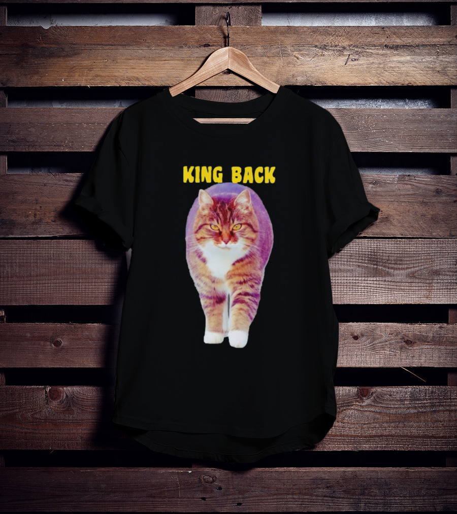 KING BACK Cat Image T-Shirt