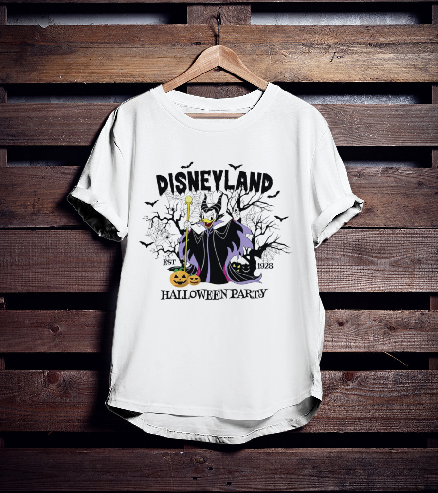 Disneyland Maleficent Donald Halloween Party Est 1928 T-Shirt