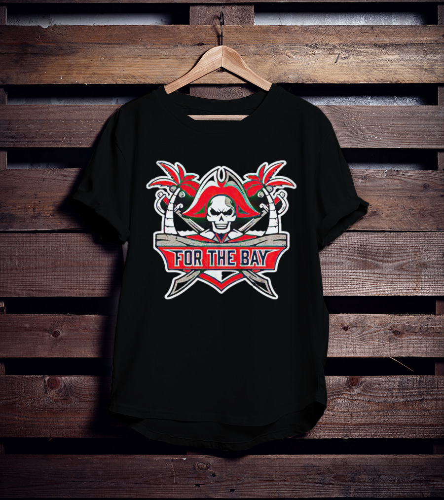 Tampa Bay Buccaneers For The Bay Palm Skull и Swords T-Shirt