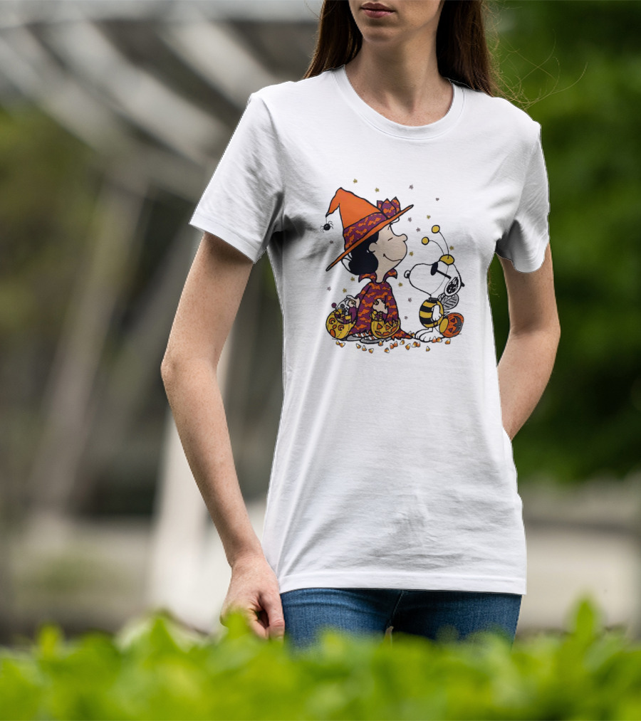 Snoopy Halloween Witch And Bee Pumpkins T-Shirt